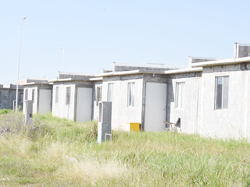 Detenida la construcción de vivienda