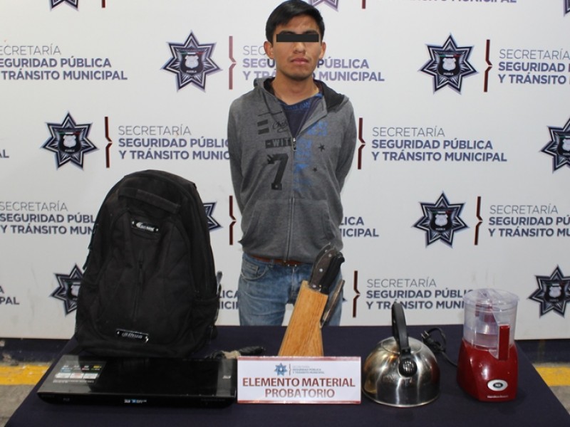 Detenido sujeto, presuntamente dedicado a robo de viviendas