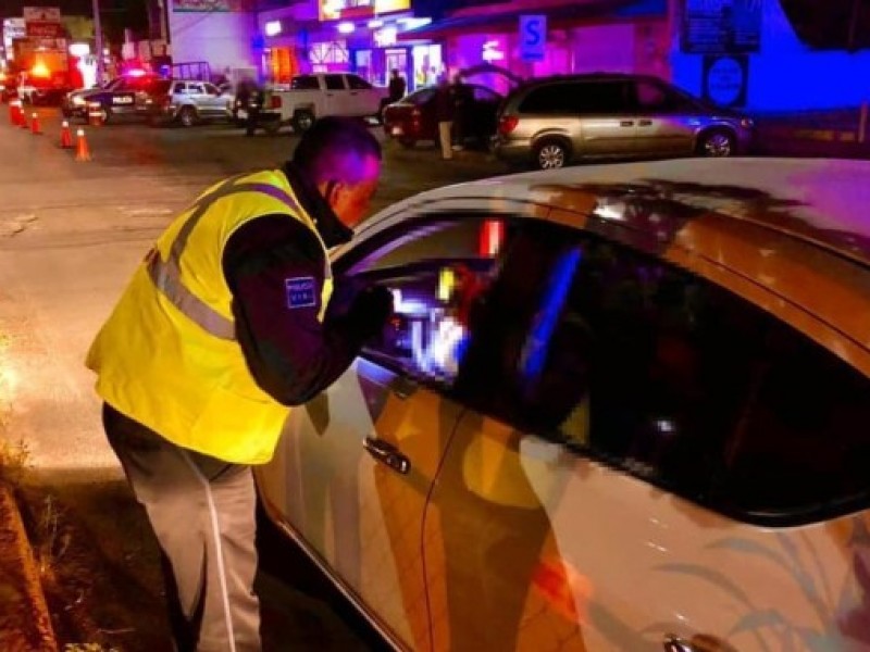 Detenidos en alcoholímetro son enviados al CECA