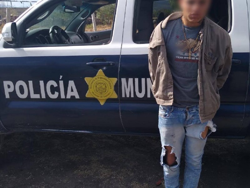 Detenidos por policías municipales por robo