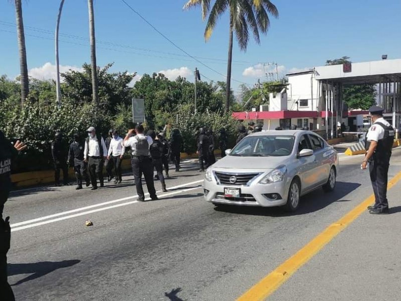 Detiene a 44 personas por toma de caseta en Guerrero