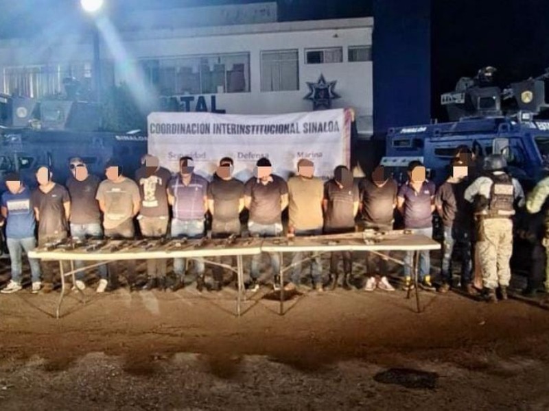 Detienen a 14 personas en Navolato; tres son extranjeros