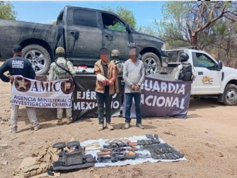Detienen a 24 con arsenal y droga en Sonora