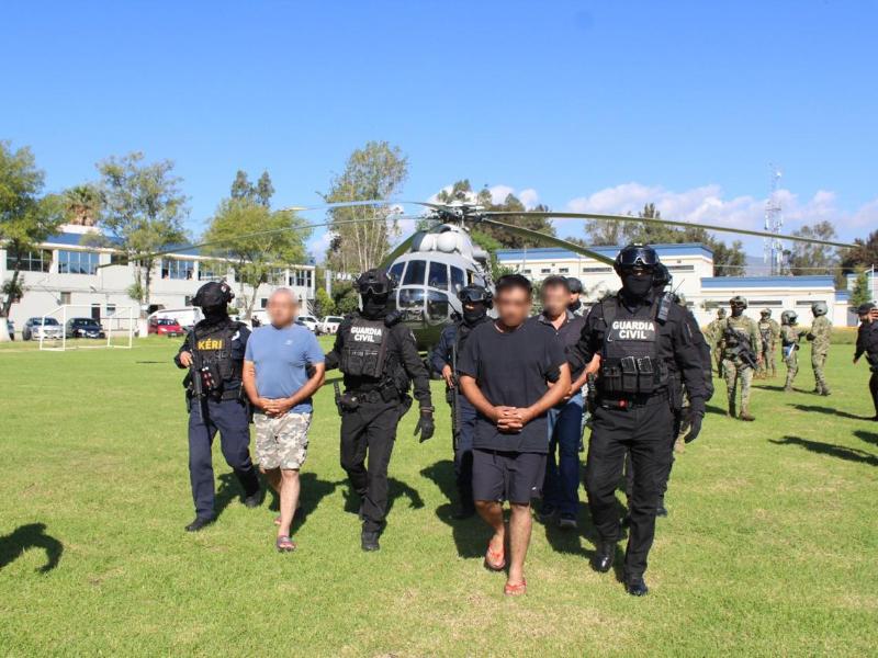 Detienen a 3 integrantes de grupo criminal en Michoacán