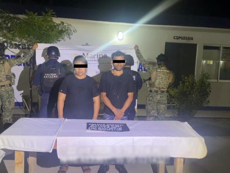 Detienen a 3 personas con presunta droga en San Blas Atempa
