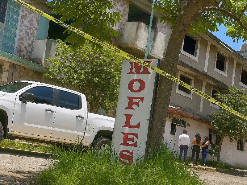 Detienen a 3 personas durante cateo en colonia de Xalapa