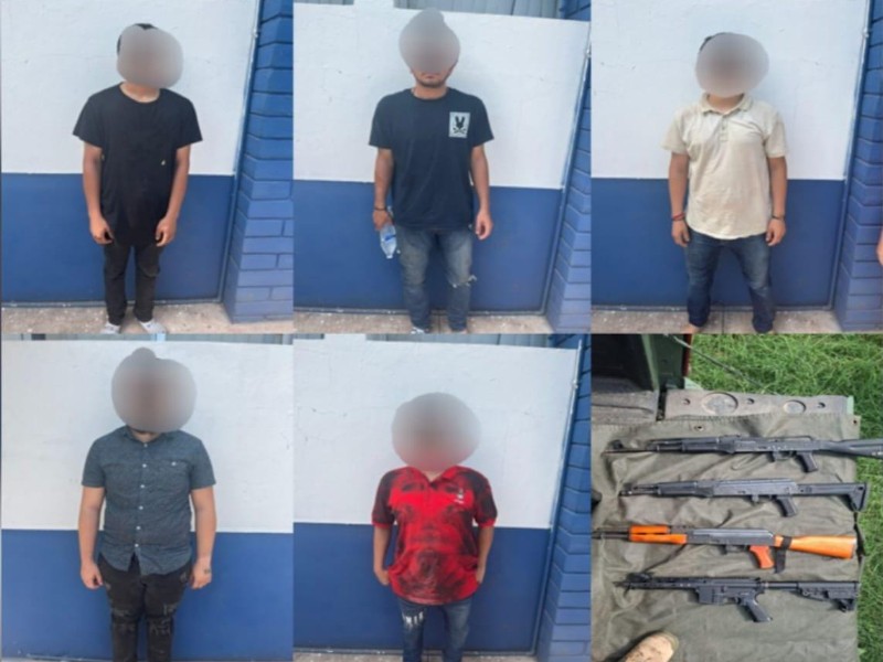 Detienen a 5 civiles con armas en la Ampliación El Barrio