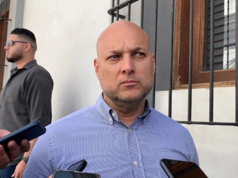 Detienen a agente AMIC por amenazar con arma de fuego
