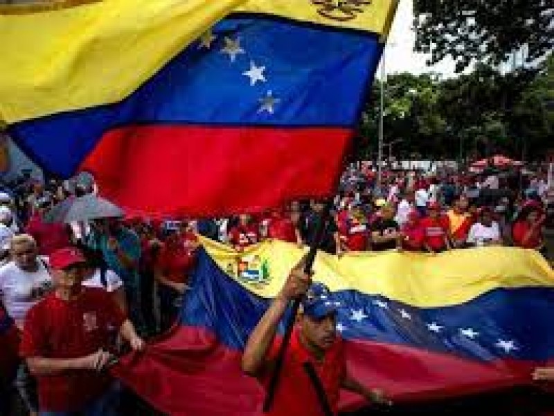 Detienen a alcalde venezolano por contrabando de combustible
