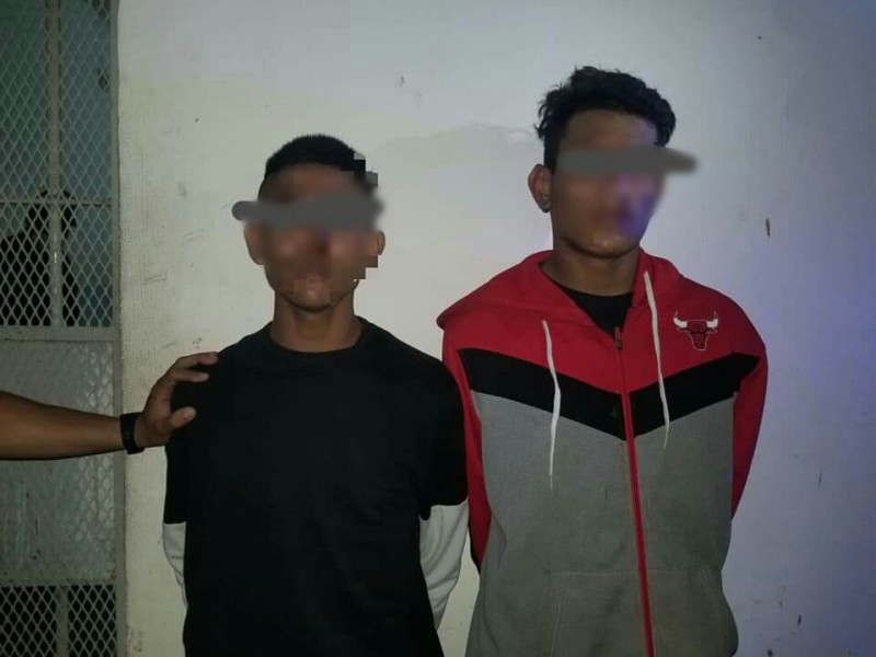 Detienen a banda de ladrones que realizaban atracos en Santiago