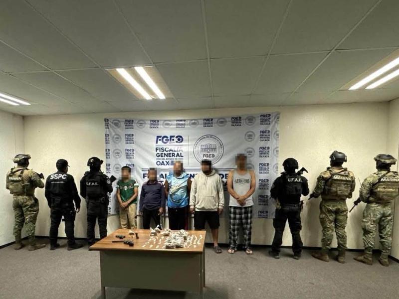 Detienen a cinco presuntos integrantes de célula delictiva en el Istmo