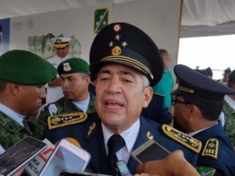 Detienen a ex comandante militar de Michoacán por extorsión