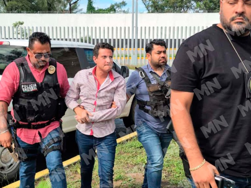 Detienen a exdirigente del PRD en Veracruz por amenazas con arma