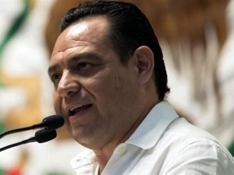 Detienen a funcionario por peculado en Yucatán