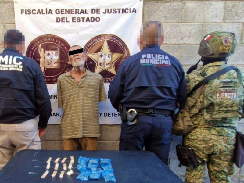 Detienen a hombre con drogas