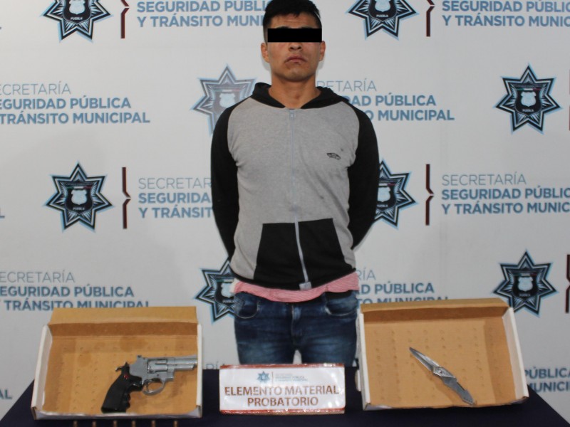 Detienen a joven, probable asaltante de transporte público