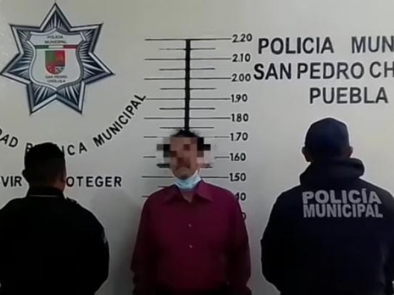 Detienen a masculino por violencia familiar en San Pedro Cholula