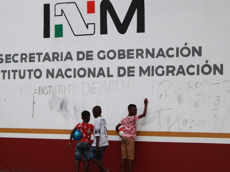 Detienen a migrantes centroamericanos en Villacorzo