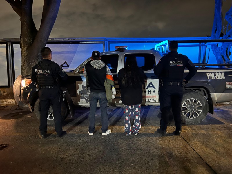 Detienen a mujer por presunto robo de menor en Tlajomulco