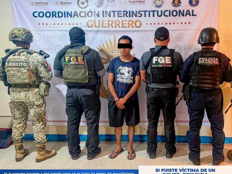 Detienen a policía municipal de Atoyac por violación equiparada agravada