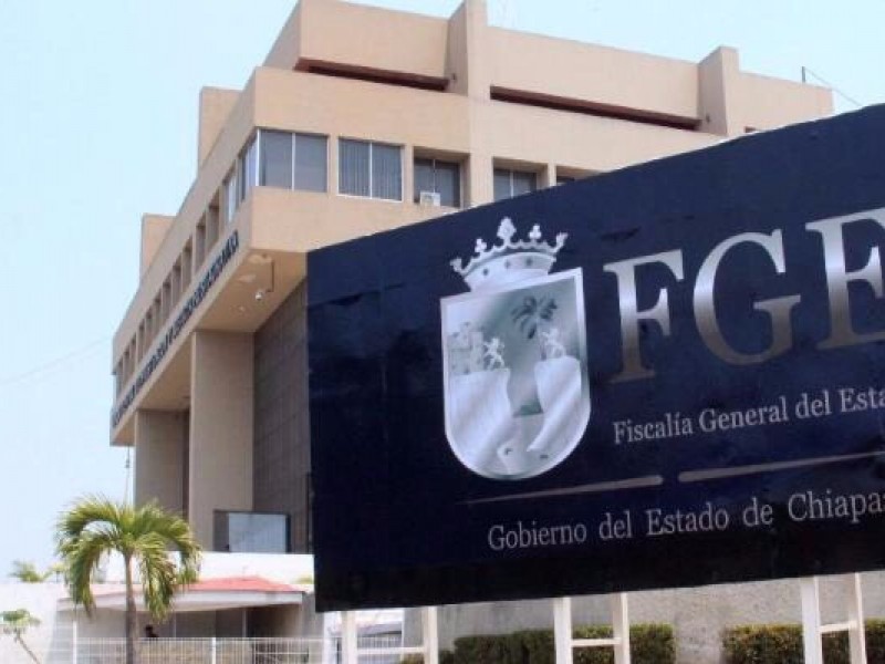 Detienen a presuntas defraudadoras de programas federales