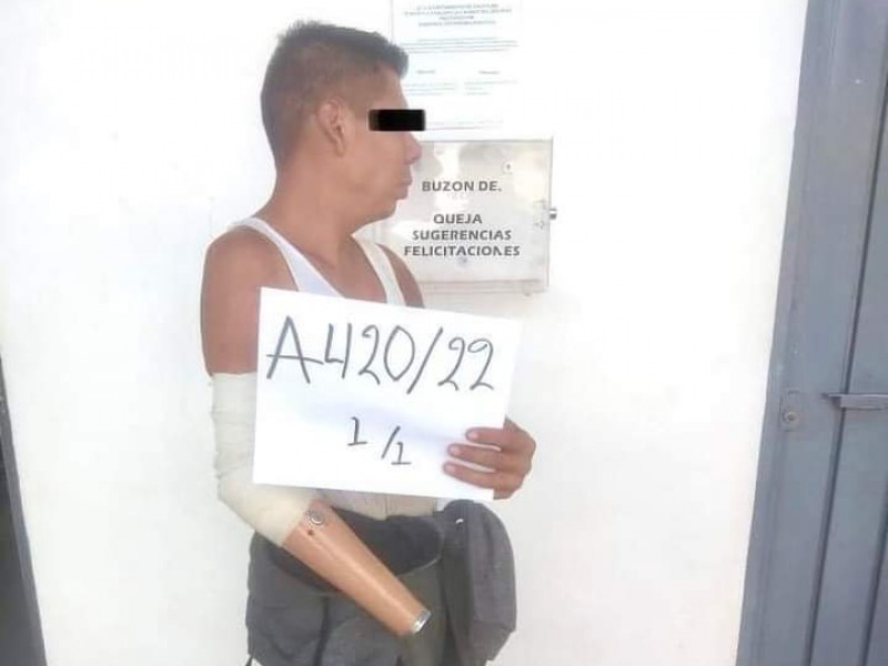 Detienen a presunto ladrón de limosnas en convento de Zacatlán