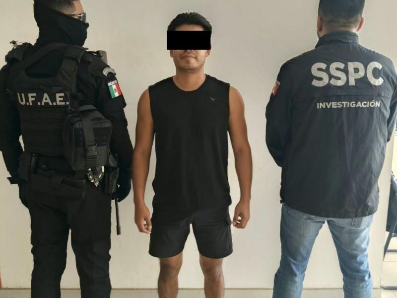 Detienen a presunto líder sindical por extorsionar a taxistas de Mitla
