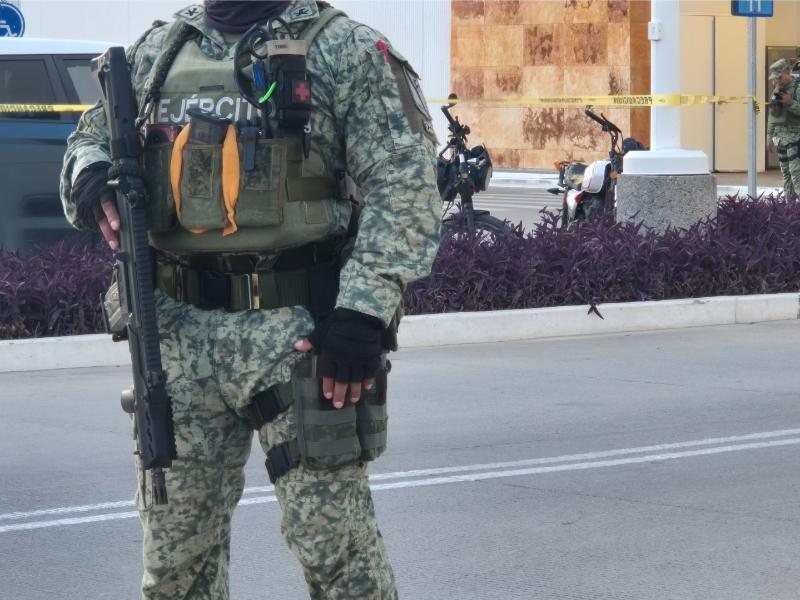 Detienen a presunto responsable de asesinato en Galerías, en Mazatlán