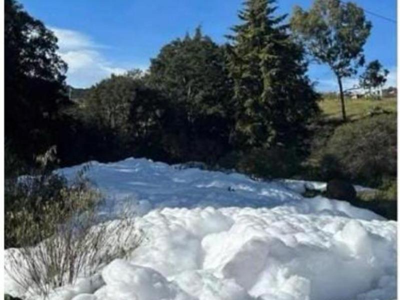 Detienen a sujeto por verter químicos industriales en río de El Oro