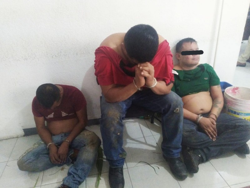 Detienen a sujetos involucrados en asalto en Tehuantepec