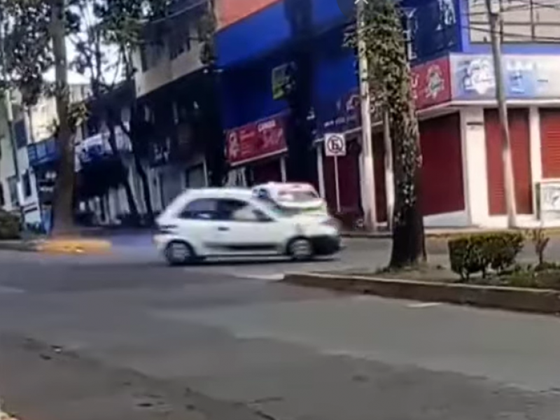 Detienen a temerario conductor en Xalapa; lo apodaron 