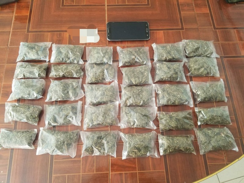 Detienen a tres con marihuana en Fresnillo