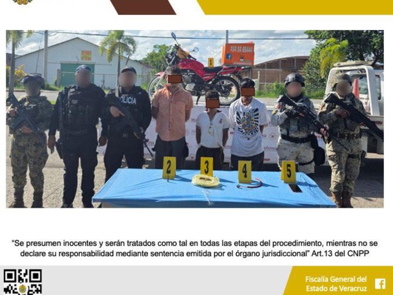 Detienen a tres personas durante cateo en Martínez de la Torre