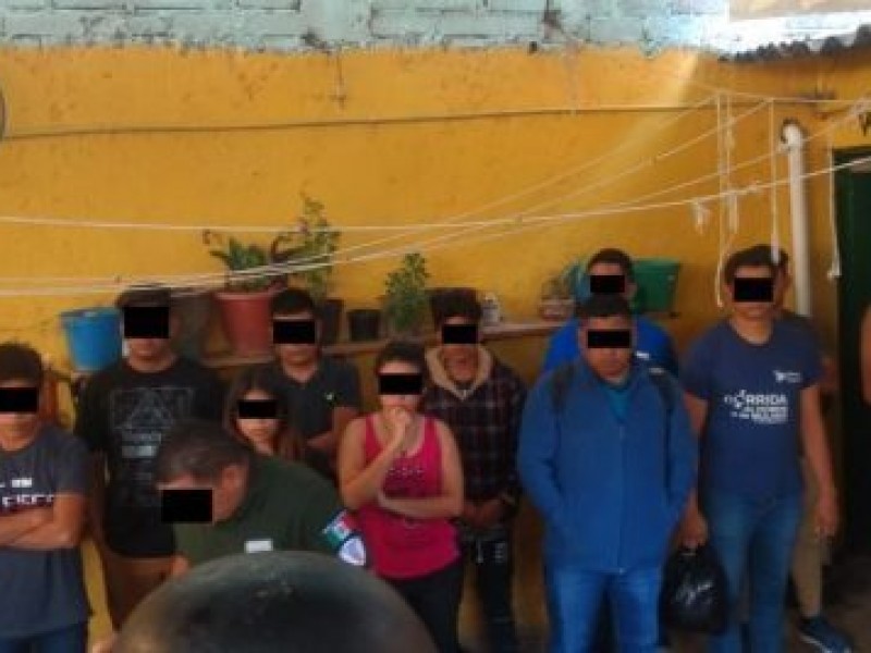 Detienen a tres traficantes de migrantes en Huajuapan