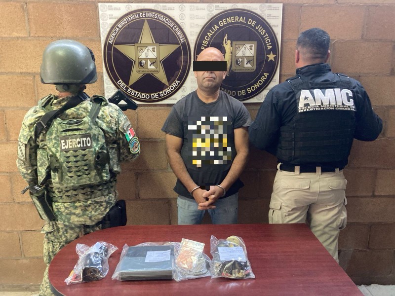 Detienen a uno y aseguran droga y cámaras de videovigilancia en cateo