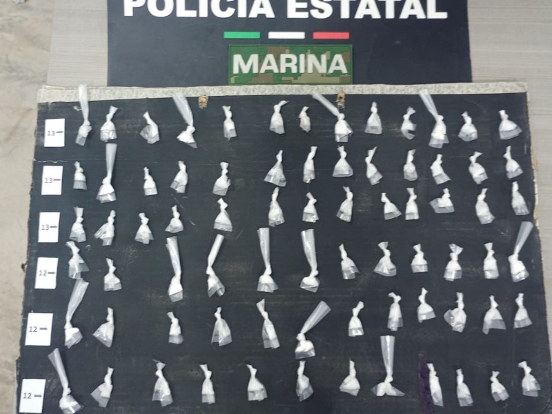 Detienen en Juchitán a hombre con 75 dosis de presunto cristal