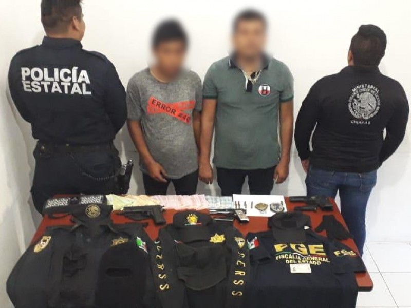 Detienen en Tonalá a dos presuntos asaltantes