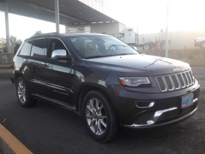 Detienen jeep reportada por privación de la libertad