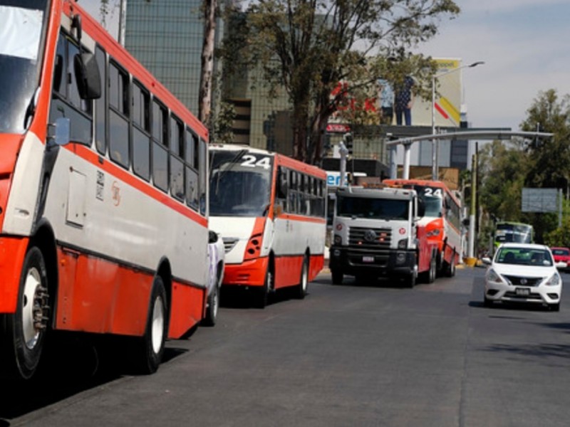 Detienen otras seis unidades de la Ruta 24 en operativo