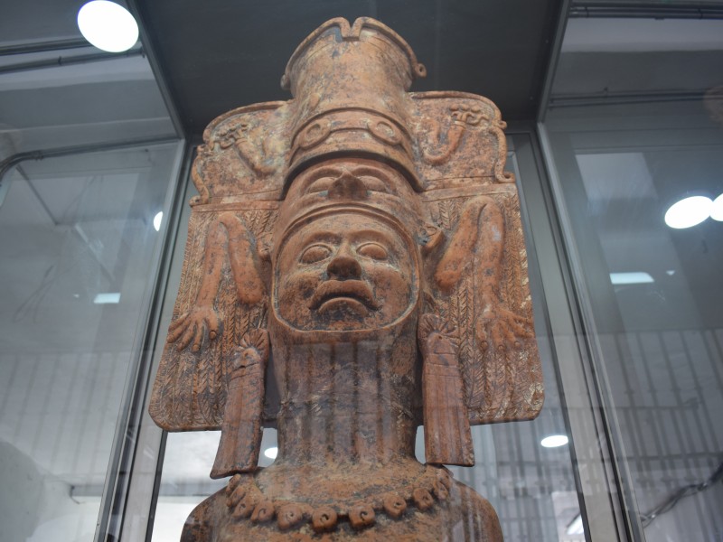 Develan escultura de “diosa de los atardeceres” en Tuxpan