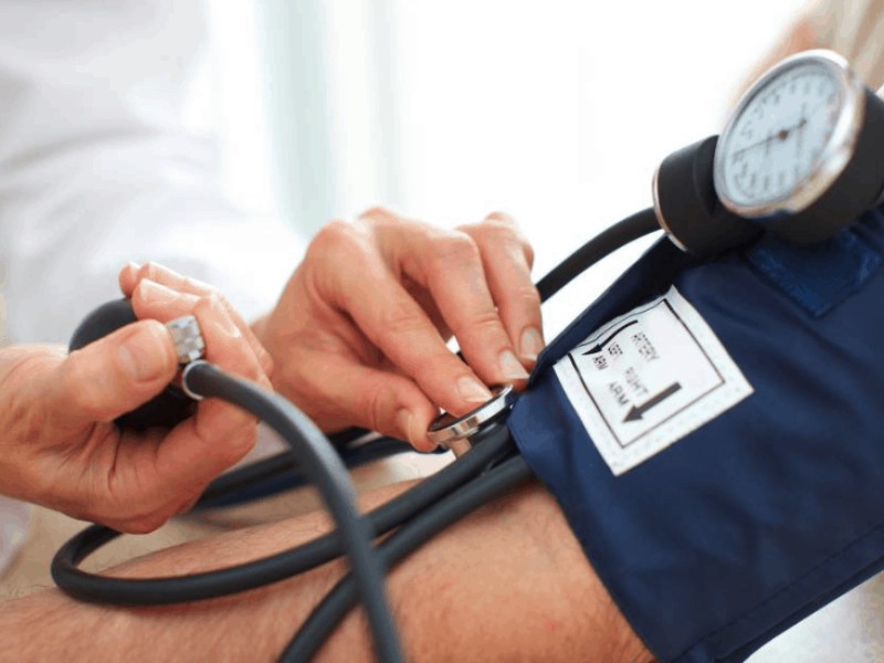 Diabetes e hipertensión, principales enfermedades en obreros y comerciantes: Canaco