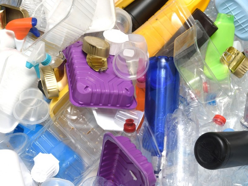Dictaminan a favor iniciativa de prohibición de plásticos