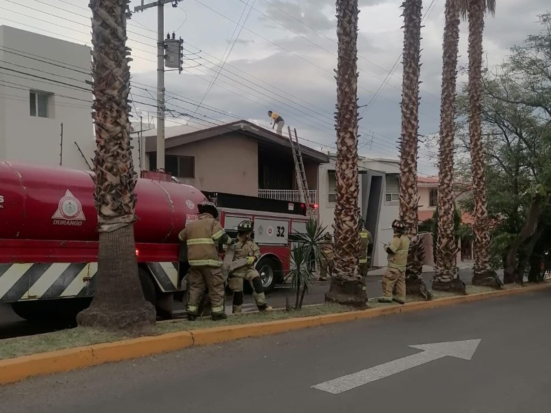 Diez personas fueron evacuadas tras fuga de gas en Lomas del Parque