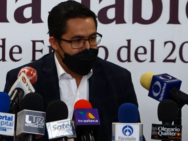 DIF Sinaloa, regala cobijas y despensas en las comunidades serranas