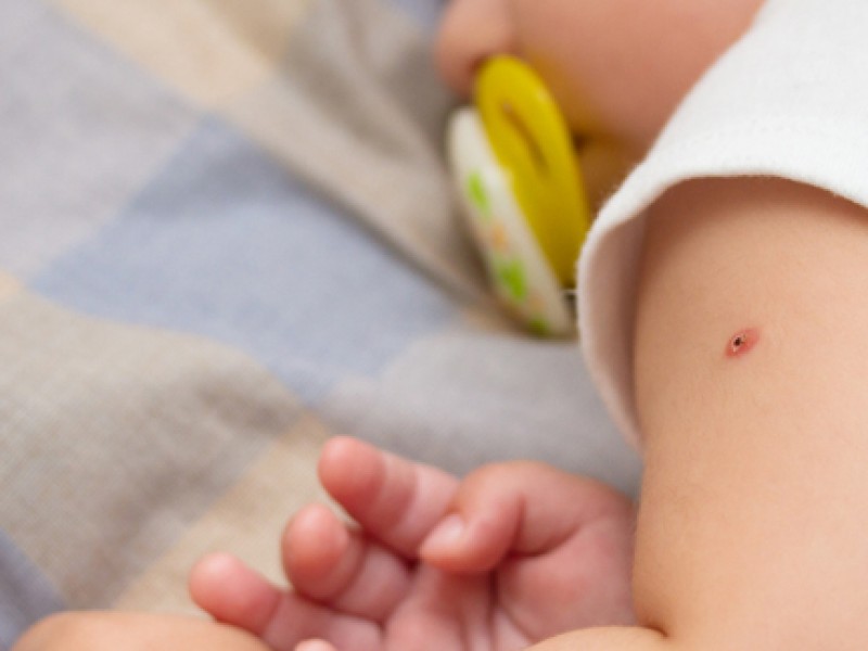 Diputado condena escaces de vacunas para bebé en CDMX