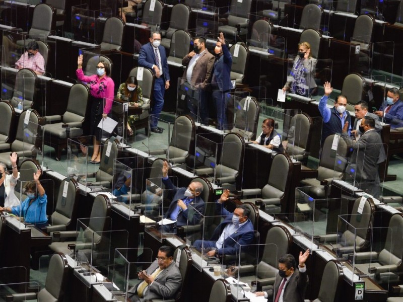 Diputados avalan prórroga sobre entrada de reforma a outsourcing