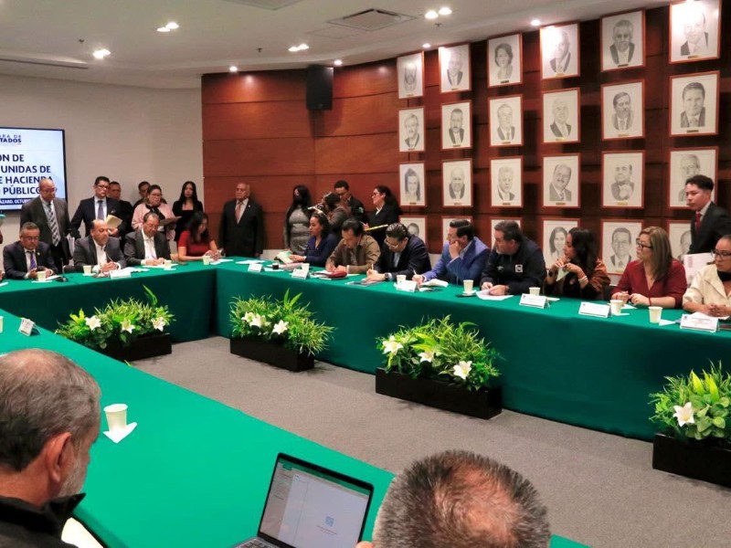 Diputados eliminan retroactividad en dictamen de Ley de Amparo