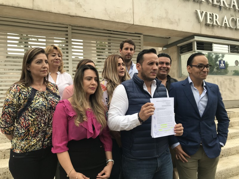 Diputados interponen denuncia contra Gobernador de Veracruz
