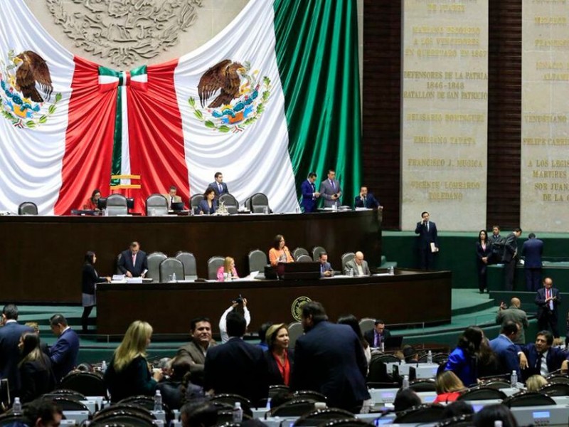 Diputados y hacienda revisan presupuesto para universidades