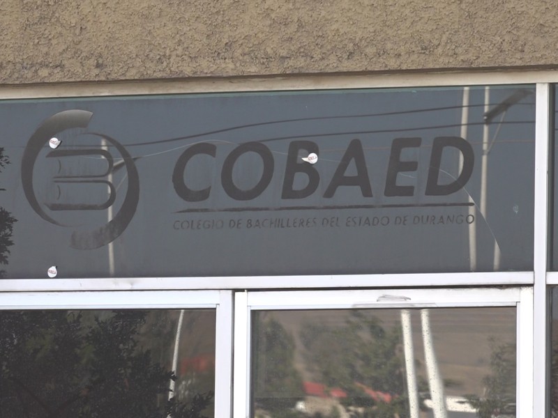 Directivos del COBAED denuncian recorte salarial del 40% en sus prestaciones
